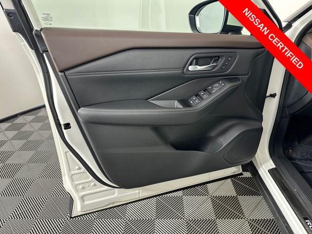 2023 Nissan Rogue SL Premium Package
