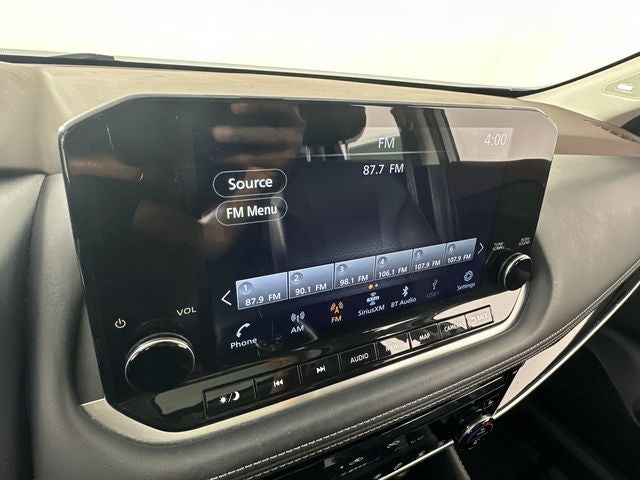 2023 Nissan Rogue SL Premium Package