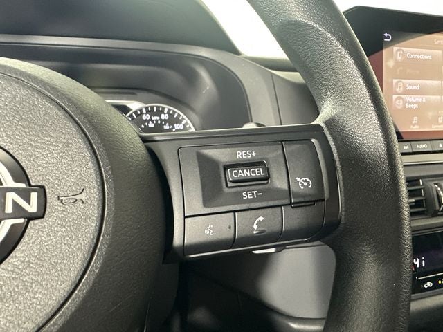 2024 Nissan Pathfinder S