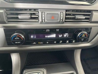 2024 Nissan Pathfinder S