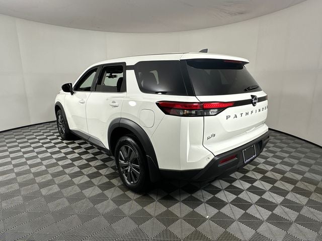2024 Nissan Pathfinder S