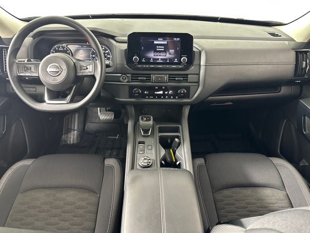 2024 Nissan Pathfinder S