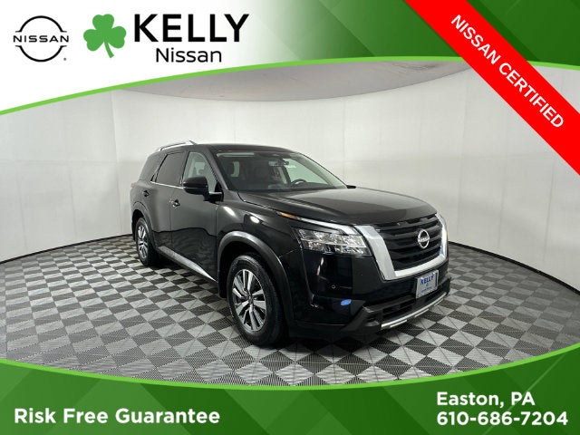 2024 Nissan Pathfinder SL