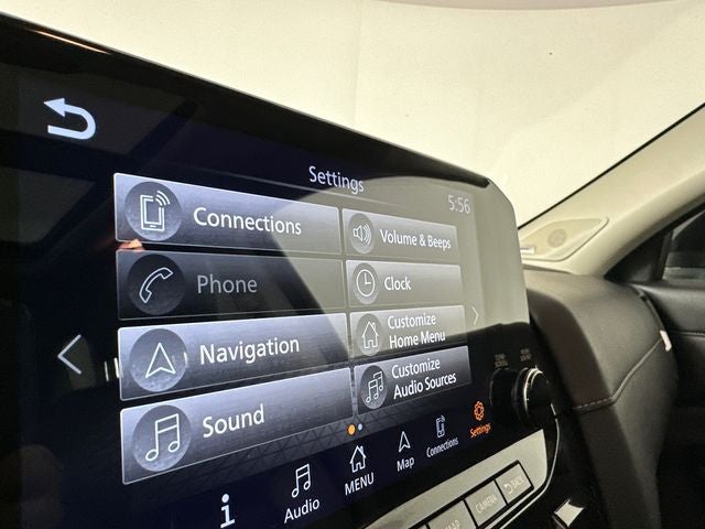2024 Nissan Pathfinder SL Premium Package