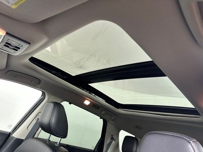 2024 Nissan Pathfinder SL Premium Package