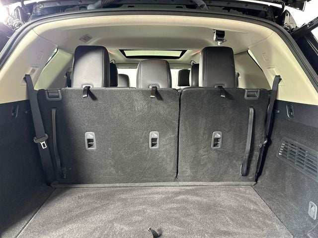 2024 Nissan Pathfinder SL Premium Package