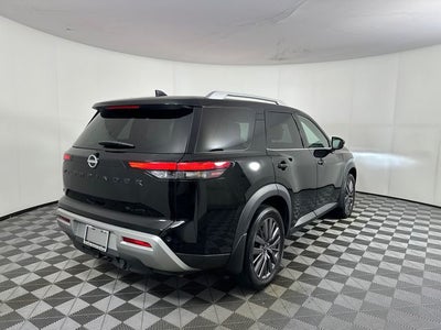 2024 Nissan Pathfinder SL Premium Package