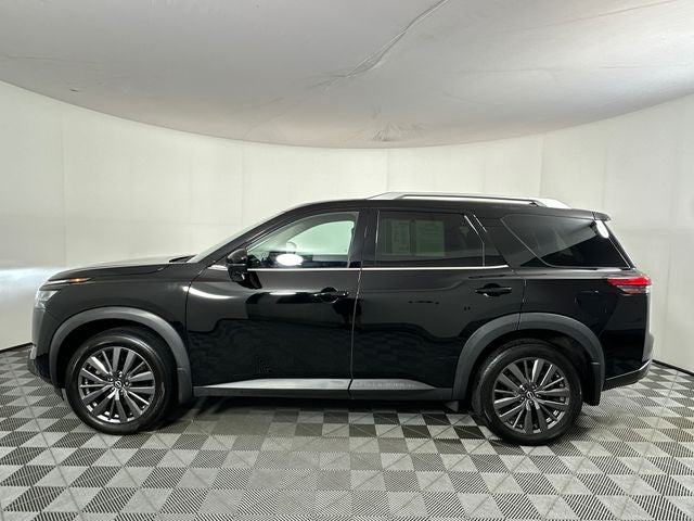 2024 Nissan Pathfinder SL Premium Package