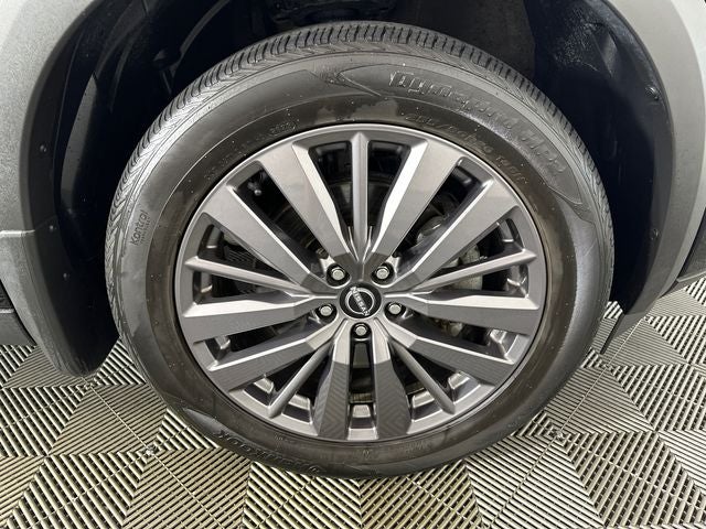 2024 Nissan Pathfinder SL Premium Package