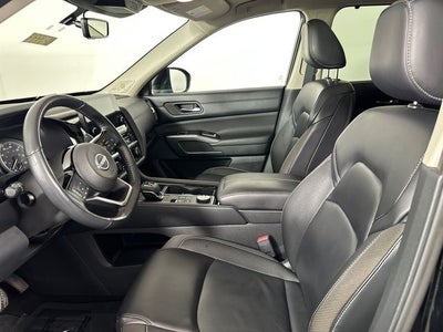 2024 Nissan Pathfinder SL Premium Package