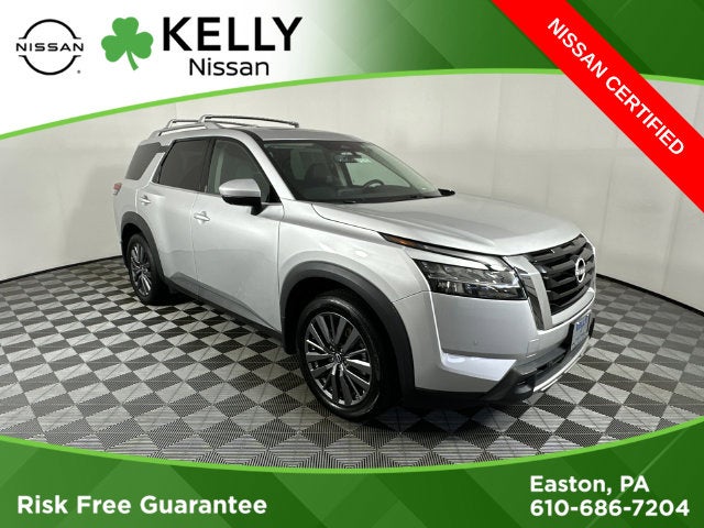 2023 Nissan Pathfinder SL Premium Package