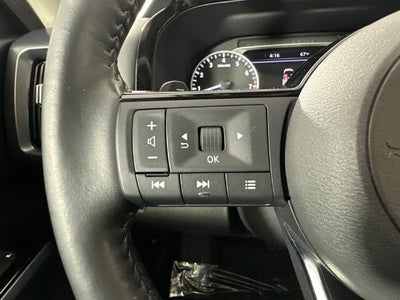 2023 Nissan Pathfinder SL Premium Package