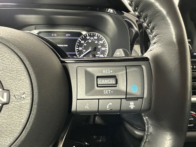 2023 Nissan Pathfinder SL Premium Package