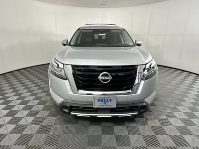 2023 Nissan Pathfinder SL Premium Package