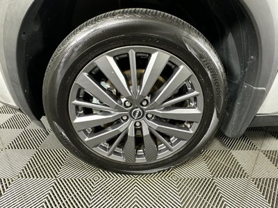 2023 Nissan Pathfinder SL Premium Package