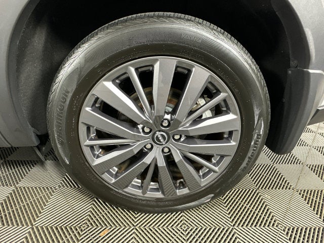2023 Nissan Pathfinder SL Premium Package