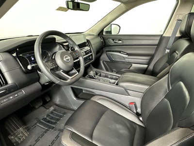 2023 Nissan Pathfinder SL Premium Package