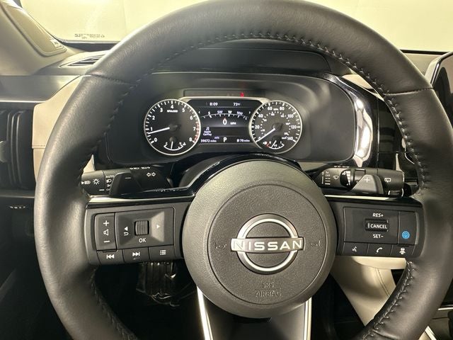 2023 Nissan Pathfinder SL Premium Package