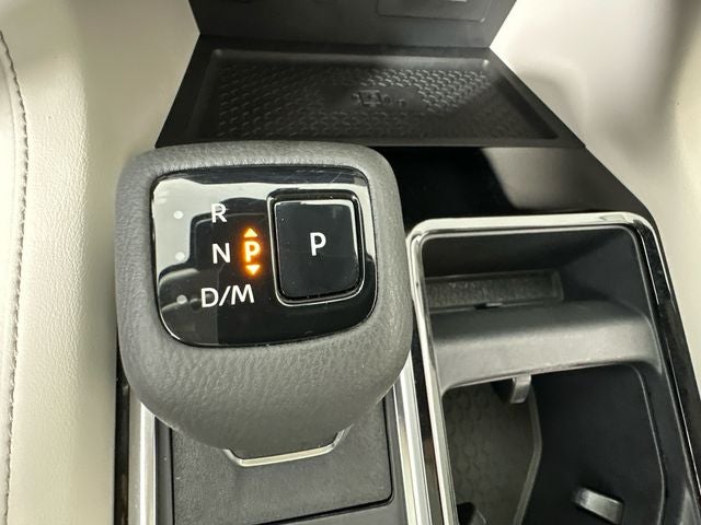 2023 Nissan Pathfinder SL Premium Package