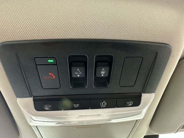 2023 Nissan Pathfinder SL Premium Package