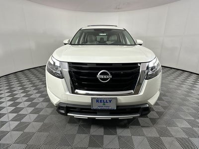 2023 Nissan Pathfinder SL Premium Package