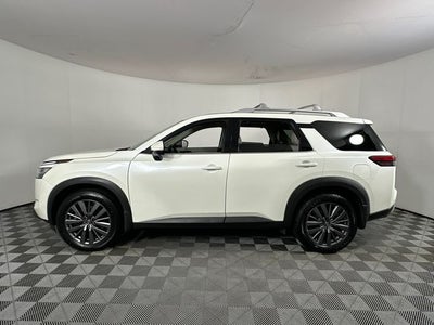 2023 Nissan Pathfinder SL Premium Package