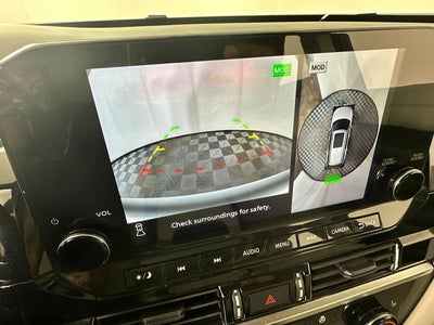 2023 Nissan Pathfinder SL Premium Package
