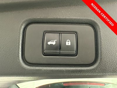 2023 Nissan Pathfinder SL Premium Package