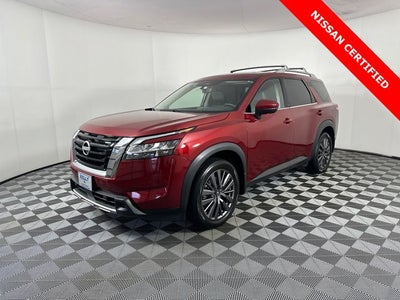 2023 Nissan Pathfinder SL Premium Package