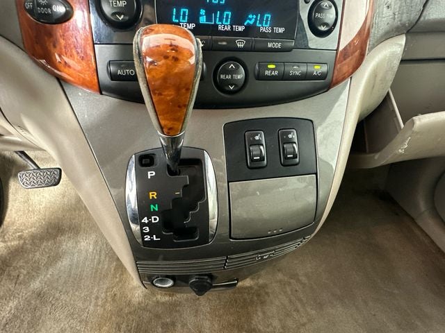 2008 Toyota Sienna Base