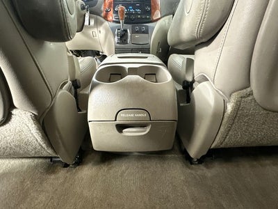 2008 Toyota Sienna Base