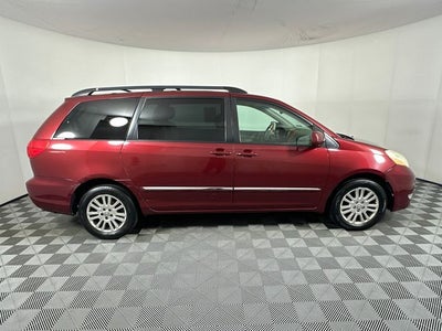 2008 Toyota Sienna Base