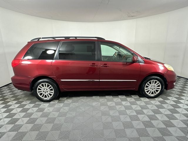 2008 Toyota Sienna Base