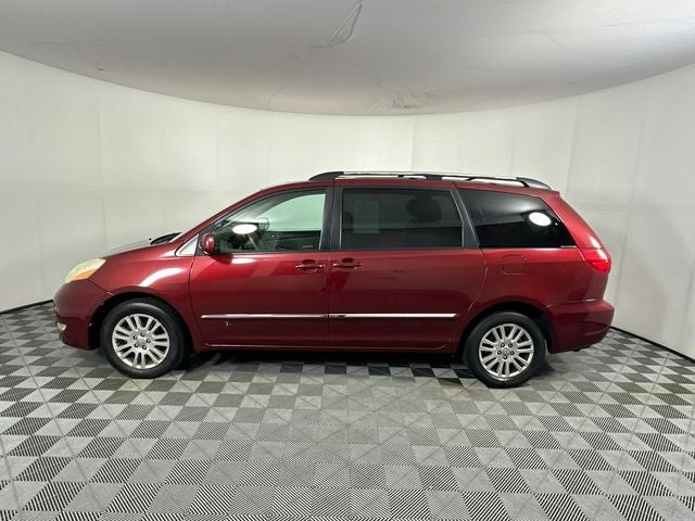2008 Toyota Sienna Base