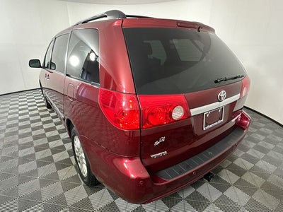 2008 Toyota Sienna Base