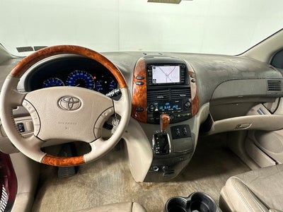 2008 Toyota Sienna Base
