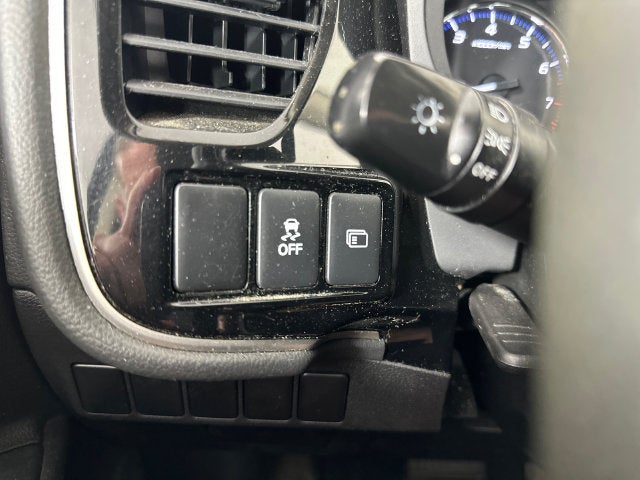 2018 Mitsubishi Outlander ES