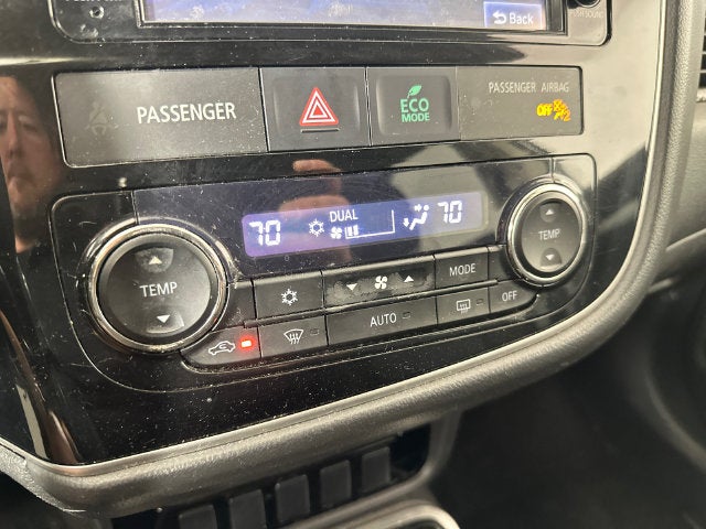 2018 Mitsubishi Outlander ES