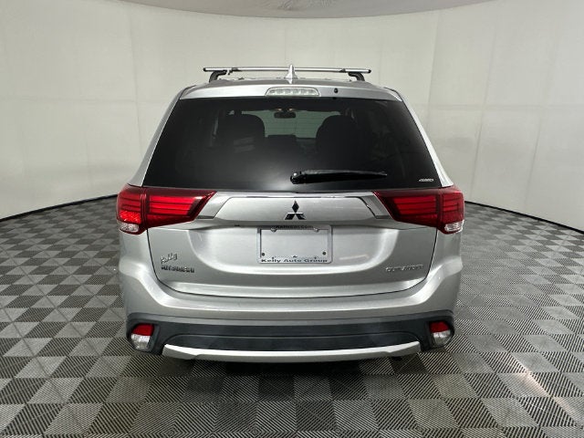 2018 Mitsubishi Outlander ES