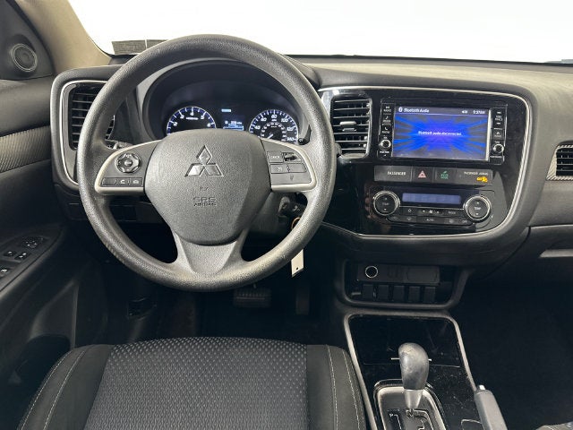 2018 Mitsubishi Outlander ES