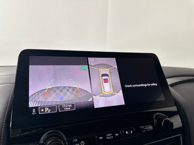 2023 Nissan Armada Platinum Captain's Chairs Package