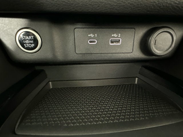 2023 Nissan Rogue SV Midnight Edition & Premium Package