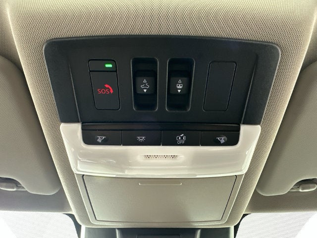 2023 Nissan Rogue SV Midnight Edition & Premium Package