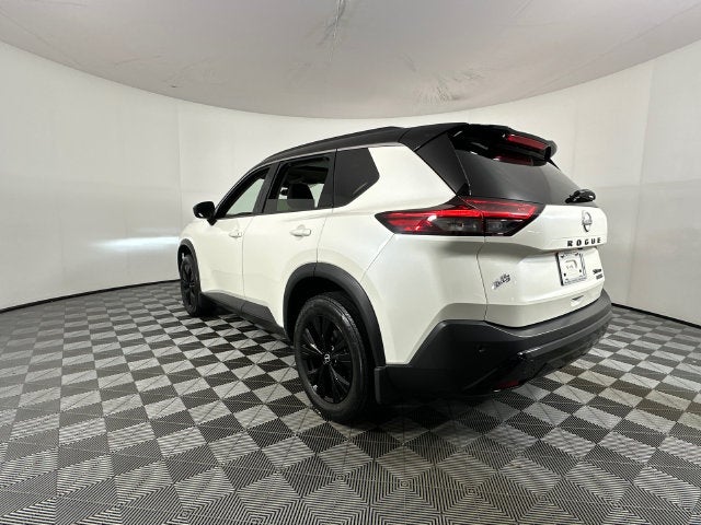 2023 Nissan Rogue SV Midnight Edition & Premium Package