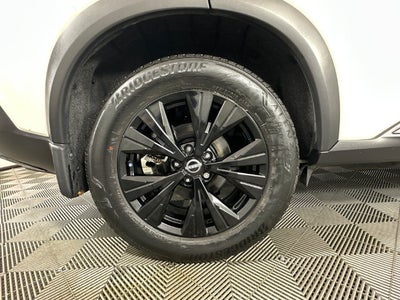 2023 Nissan Rogue SV Midnight Edition & Premium Package