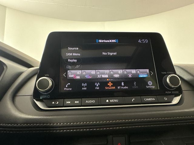 2023 Nissan Rogue SV Midnight Edition & Premium Package