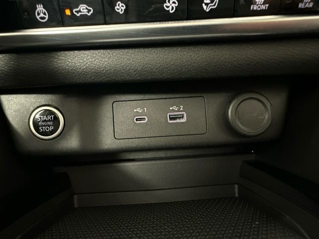 2023 Nissan Rogue SV Midnight Edition & Premium Package