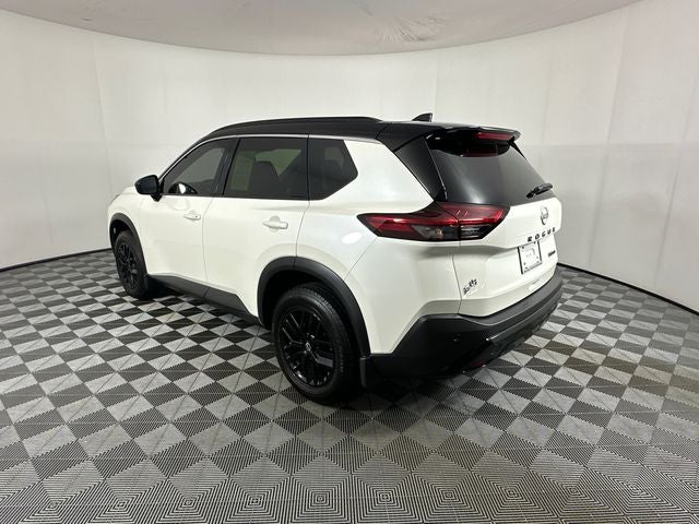 2023 Nissan Rogue SV Midnight Edition & Premium Package