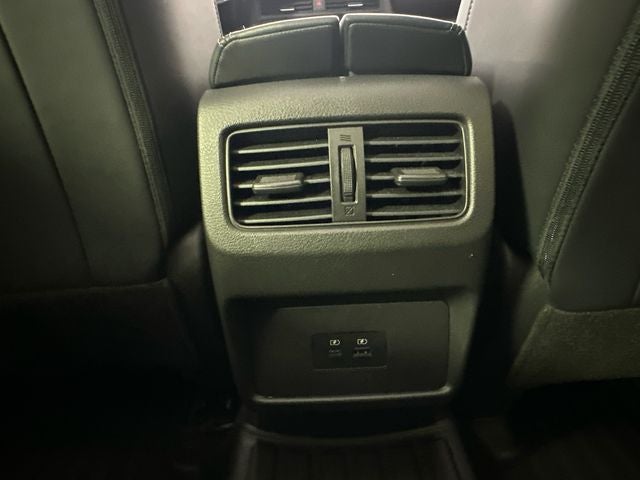 2023 Nissan Rogue SV Midnight Edition & Premium Package