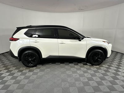 2023 Nissan Rogue SV Midnight Edition & Premium Package